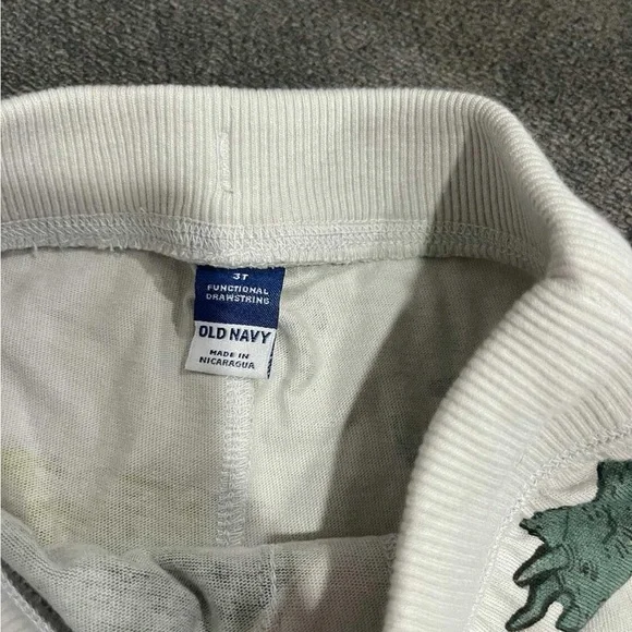 Old Navy Kids Dinosaur Print Shorts - White and Green - Picture 2 of 3